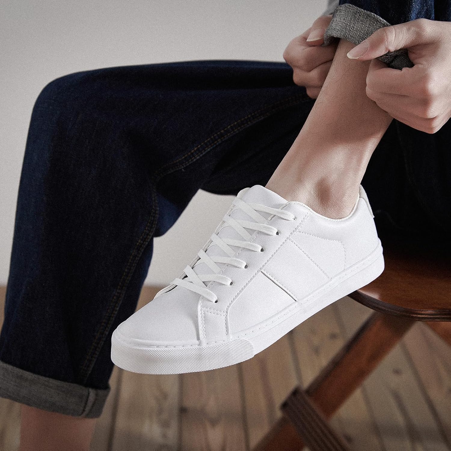 ZGR Men's Synthetic Leather White Sneakers,Low Top White Tennis Shoes,Lace up Casual Shoes